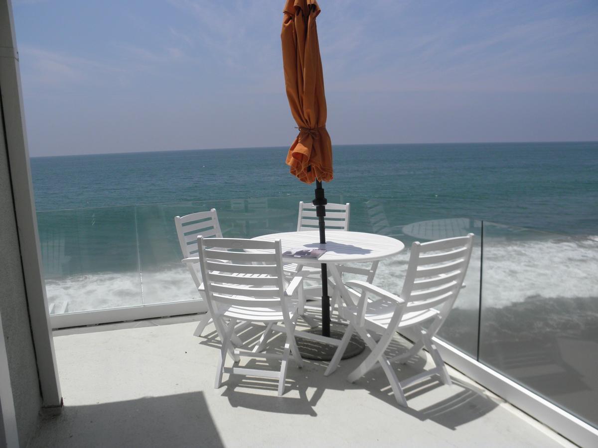 Malibu Private Beach Apartments Exterior photo